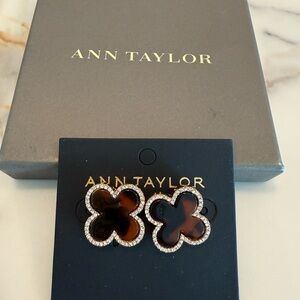 Ann Taylor Gold and Tortoise Stud Earrings